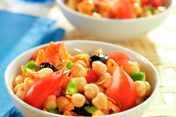 10 Recetas de ensaladas de dieta mediterránea para una vida saludable