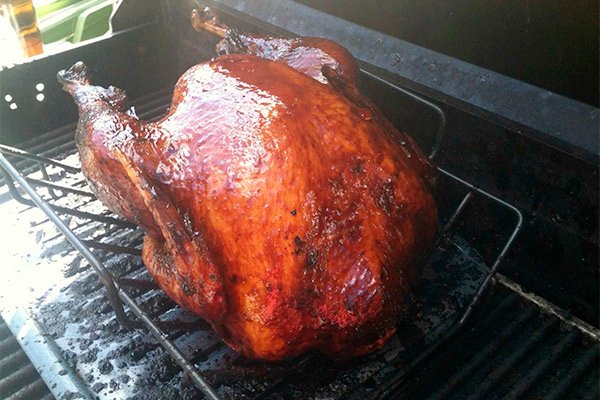 Cena Navideña a la Parrilla: Recetas ahumadas y festivas para celebrar al aire libre