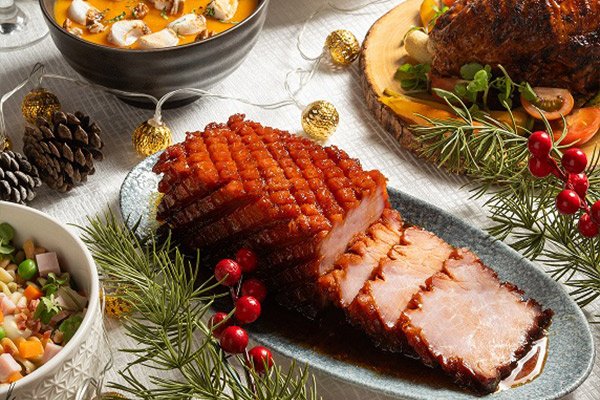 El encanto de la Navidad llega a Pullman: cenas, buffets y momentos para recordar